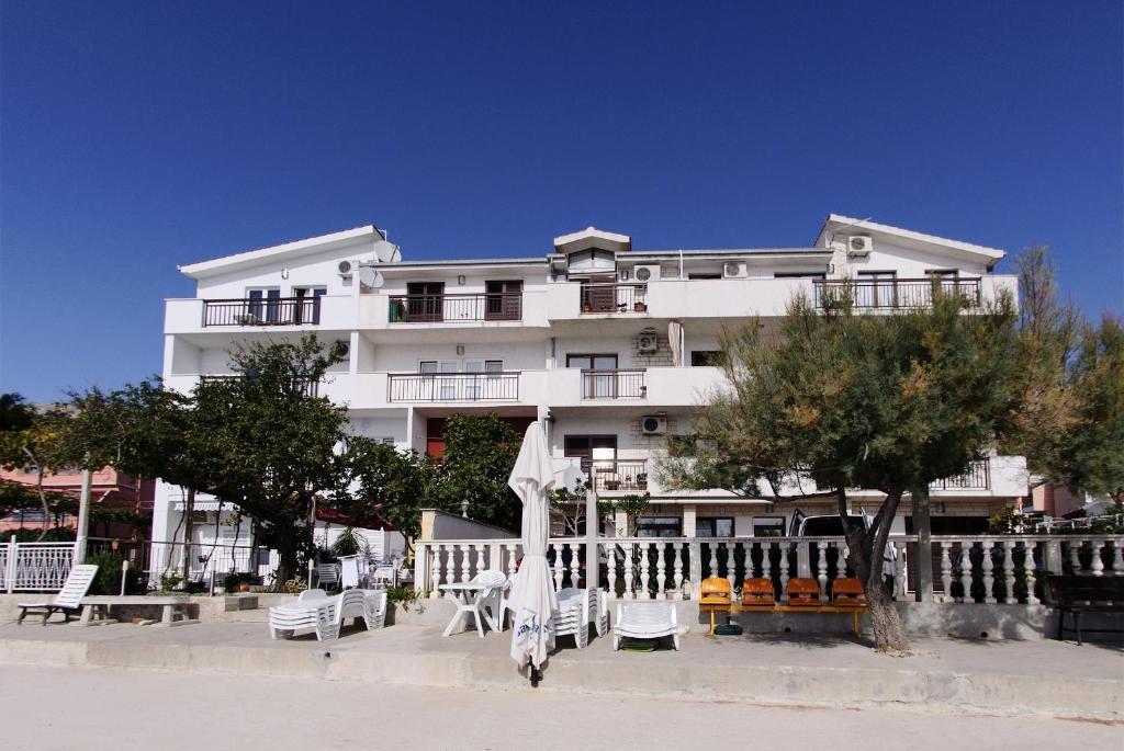 Apartments Petricevic Podstrana Exterior foto