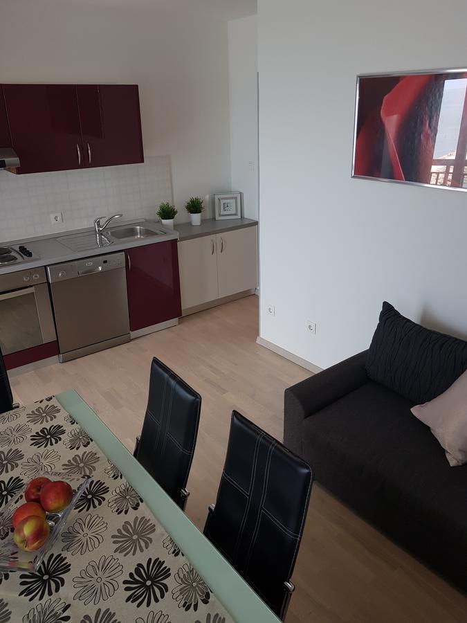 Apartments Petricevic Podstrana Exterior foto
