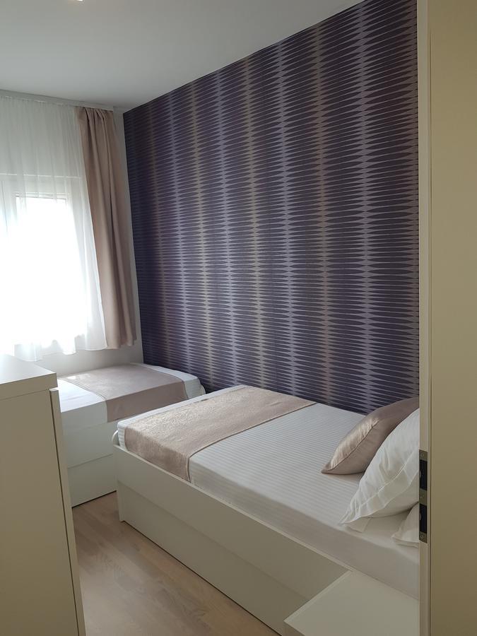 Apartments Petricevic Podstrana Exterior foto